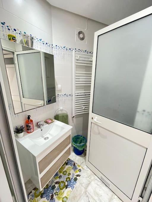 Etage De Villa Avec Jardin, Pres De L'Aireport Et Parking Prive Ариана Екстериор снимка