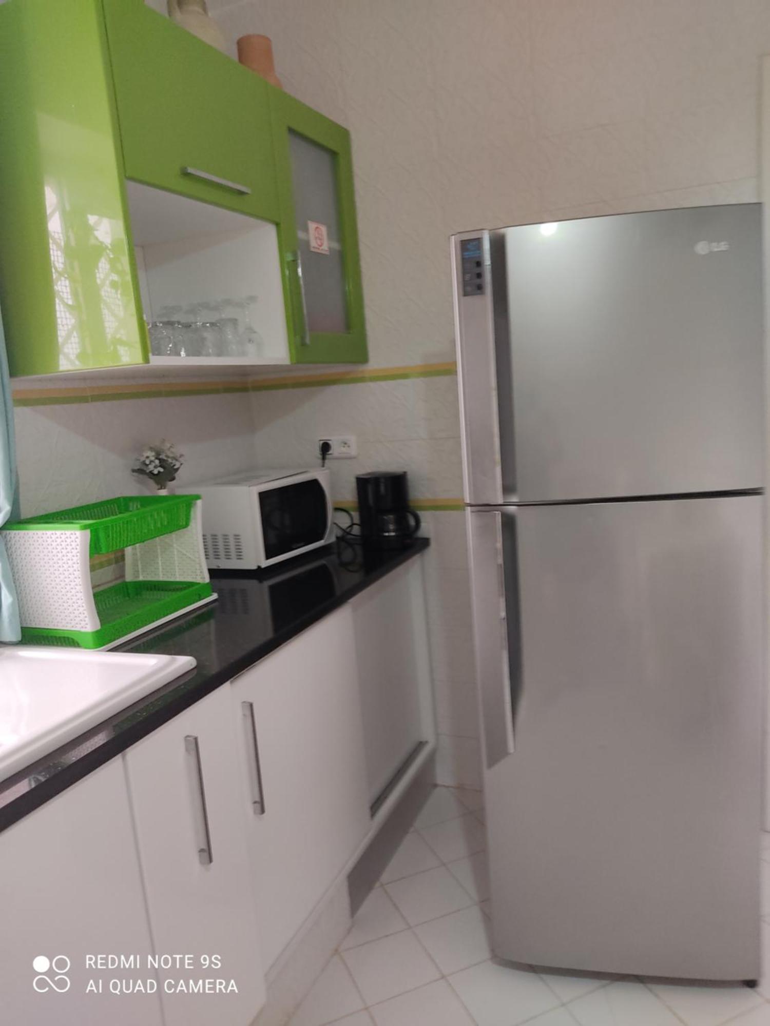 Etage De Villa Avec Jardin, Pres De L'Aireport Et Parking Prive Ариана Екстериор снимка