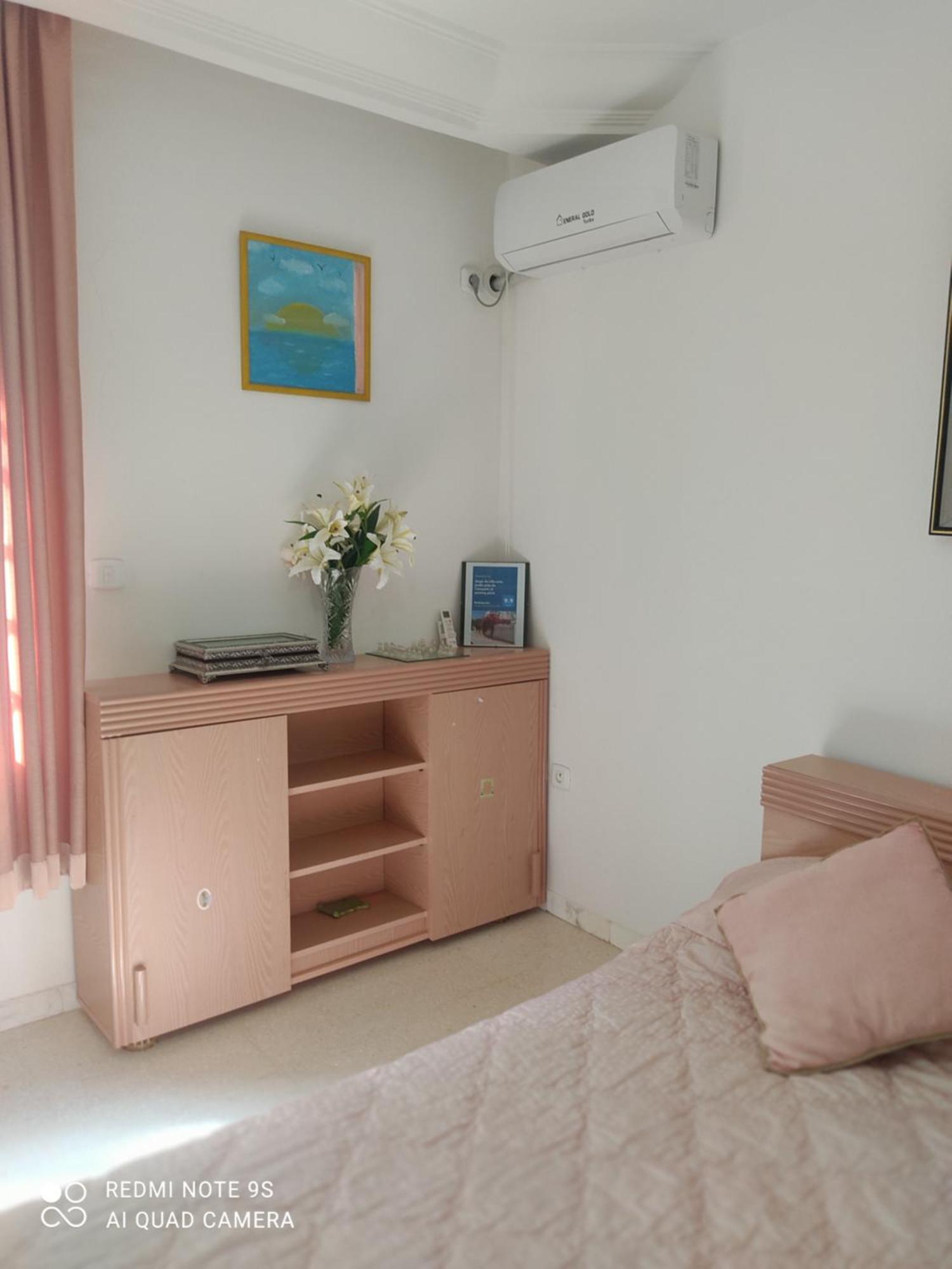 Etage De Villa Avec Jardin, Pres De L'Aireport Et Parking Prive Ариана Екстериор снимка