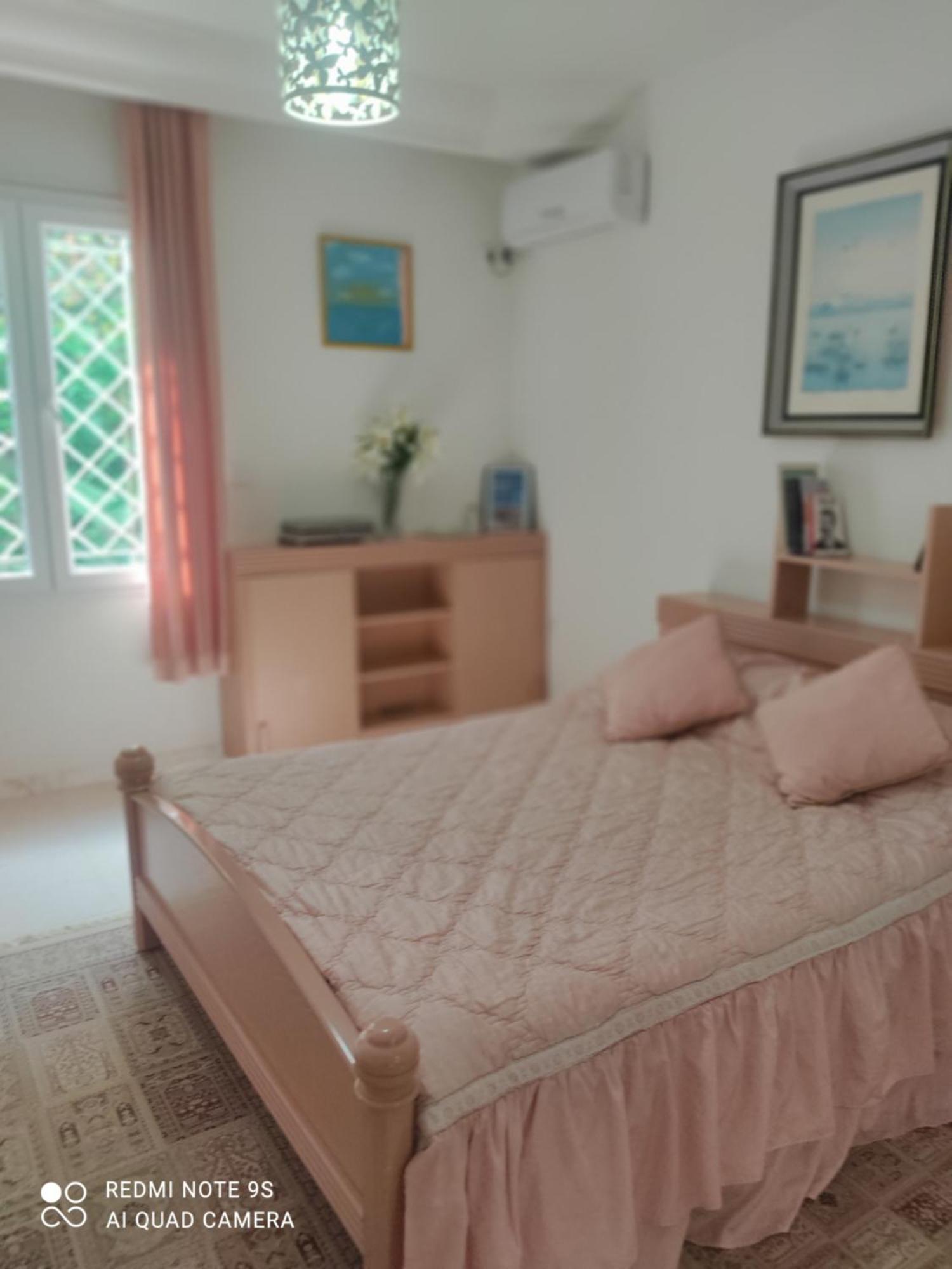 Etage De Villa Avec Jardin, Pres De L'Aireport Et Parking Prive Ариана Екстериор снимка