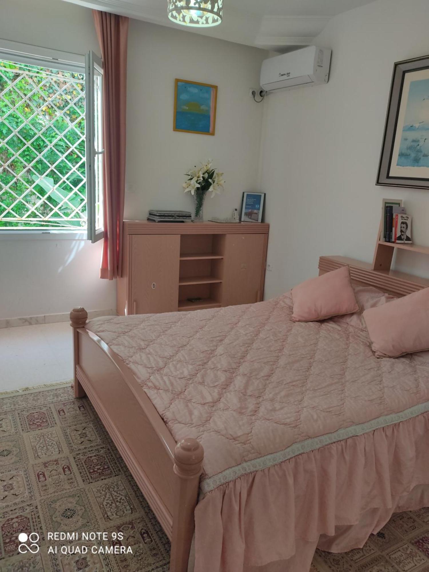 Etage De Villa Avec Jardin, Pres De L'Aireport Et Parking Prive Ариана Екстериор снимка