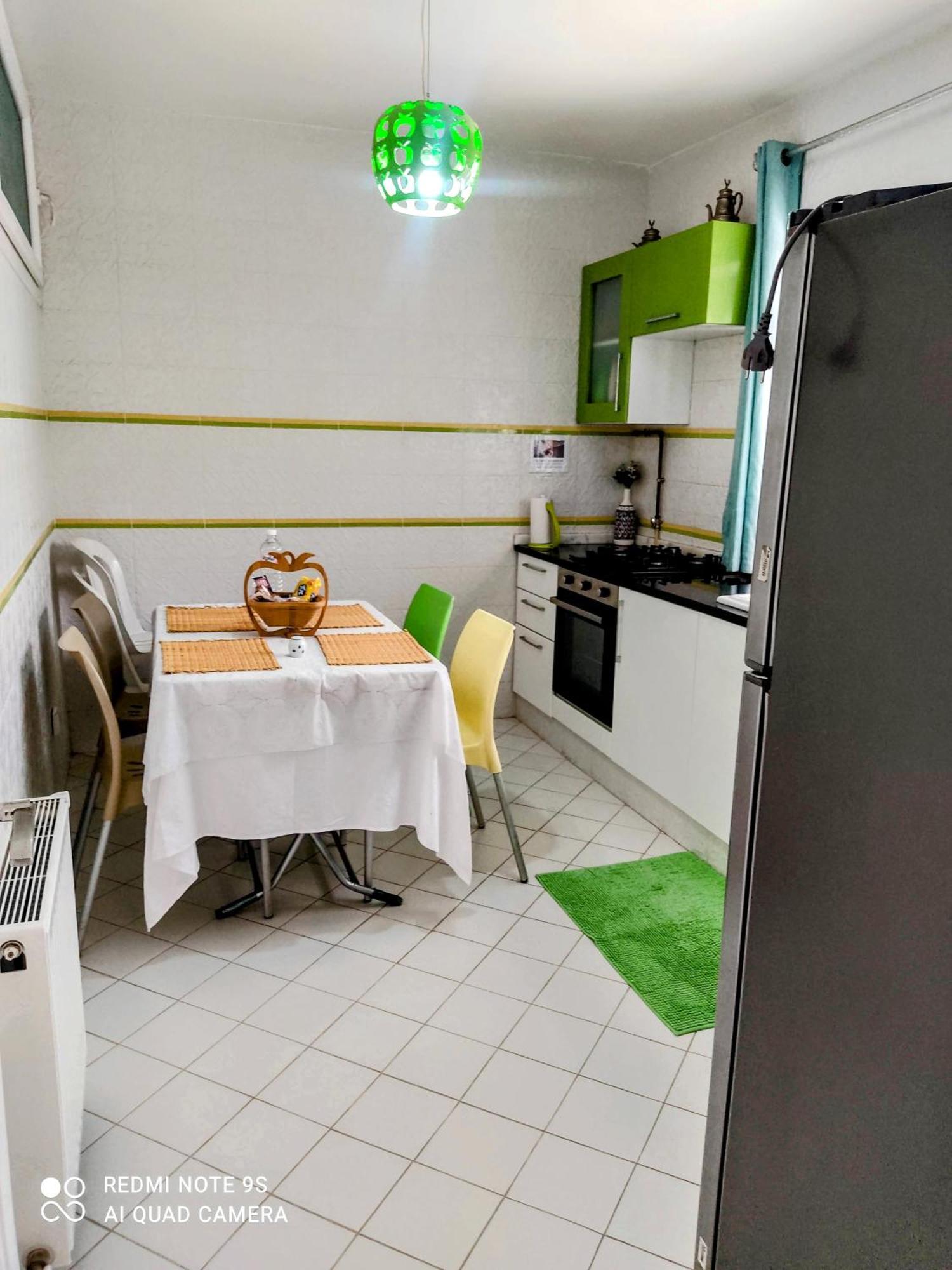 Etage De Villa Avec Jardin, Pres De L'Aireport Et Parking Prive Ариана Екстериор снимка